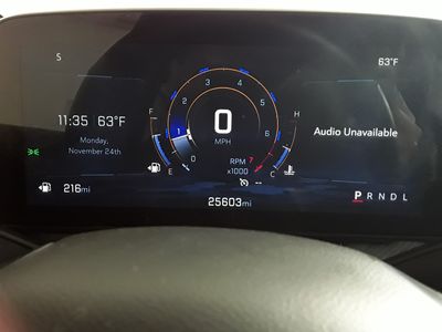2025 Chevrolet Equinox — photo 13 view