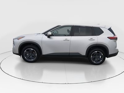 2024 Nissan Rogue - Photo 4