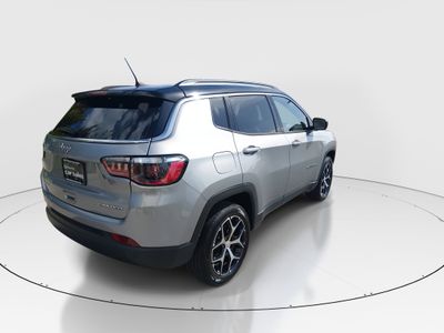 2024 Jeep Compass - Photo 5