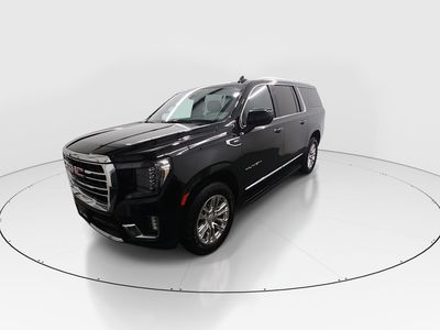 2023 GMC Yukon XL - Photo 2