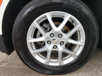 2024 Chevrolet Equinox — photo 10 view