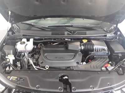 2024 Chrysler Pacifica — photo 10 view