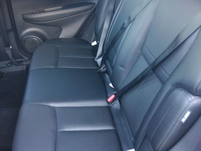2022 Nissan Rogue Sport — photo 10 view