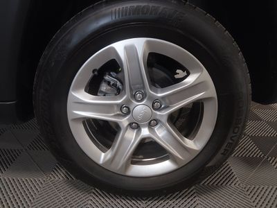 2024 Jeep Compass - Photo 10