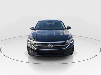 2024 Volkswagen Jetta - Photo 2