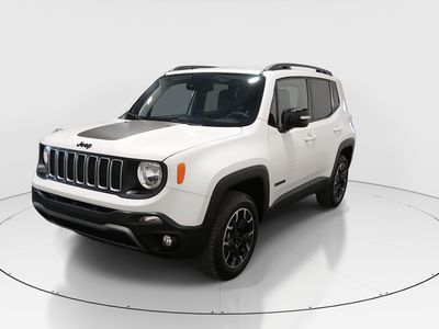 2023 Jeep Renegade - Photo 2