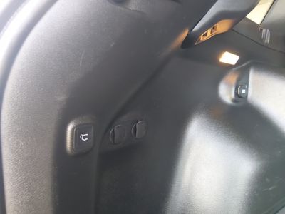 2023 Jeep Cherokee - Photo 11