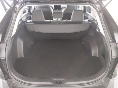 2025 Toyota RAV4 - Photo 11