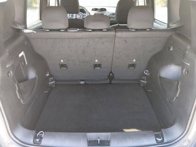 2023 Jeep Renegade - Photo 11