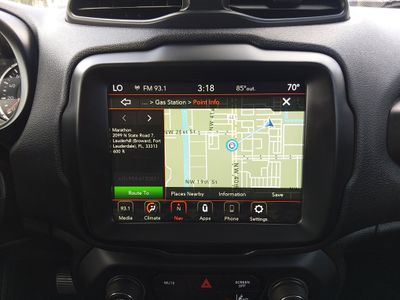 2023 Jeep Renegade - Photo 17
