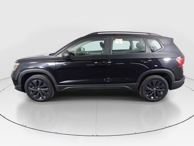 2024 Volkswagen Taos - Photo 4