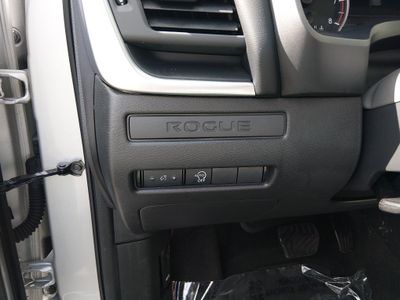 2024 Nissan Rogue - Photo 13