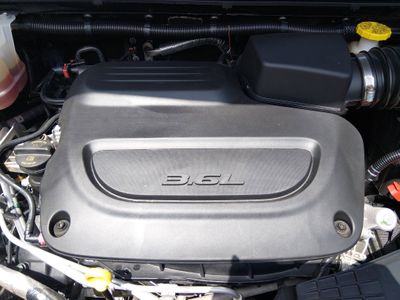 2023 Chrysler Voyager - Photo 9