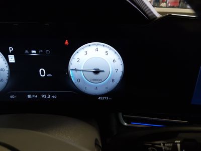 2025 Hyundai Elantra - Photo 14