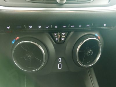 2025 Chevrolet Blazer - Photo 17