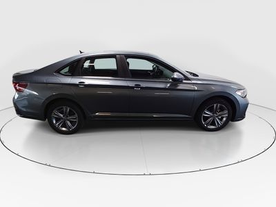2024 Volkswagen Jetta - Photo 8