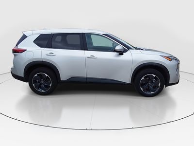 2024 Nissan Rogue - Photo 8