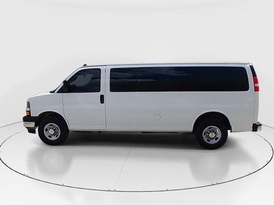2024 Chevrolet Express Passenger - Photo 4