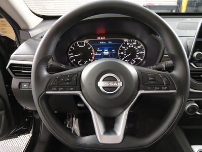 2025 Nissan Altima - Photo 12