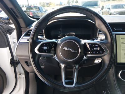2025 Jaguar F-PACE - Photo 12