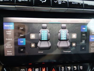 2023 Jeep Grand Wagoneer L - Photo 23