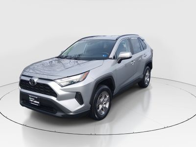 2024 Toyota RAV4 - Photo 3