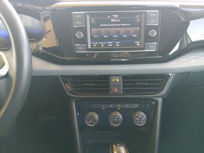2024 Volkswagen Taos - Photo 19