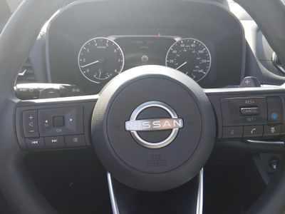 2024 Nissan Rogue - Photo 12