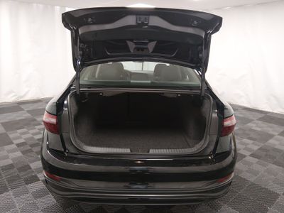 2024 Volkswagen Jetta - Photo 11