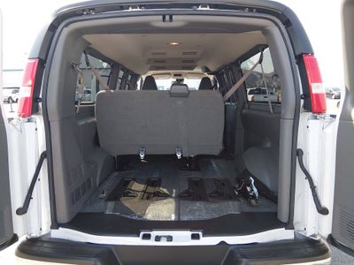2023 Chevrolet Express Passenger - Photo 11