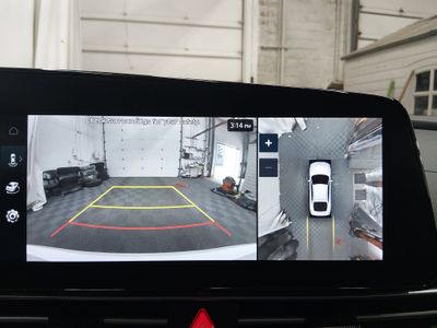 2024 Hyundai Elantra - Photo 16