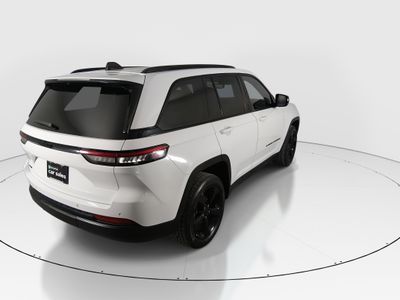 2023 Jeep Grand Cherokee - Photo 7