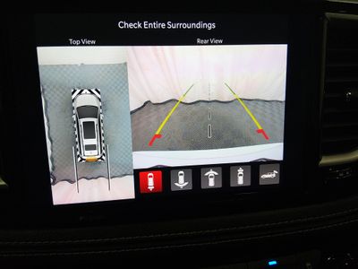 2024 Chrysler Pacifica - Photo 16