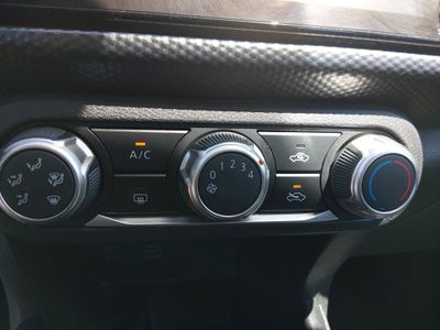 2023 Nissan Kicks - Photo 13