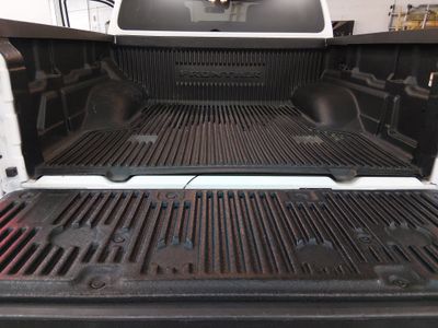 2024 Nissan Frontier - Photo 11