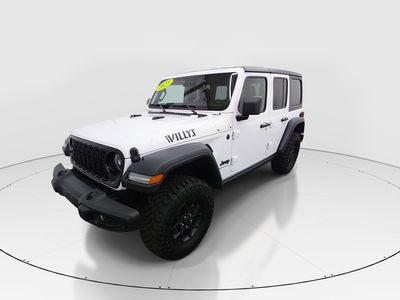 2025 Jeep Wrangler - Photo 3