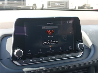 2023 Nissan Rogue - Photo 18