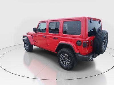 2025 Jeep Wrangler - Photo 5