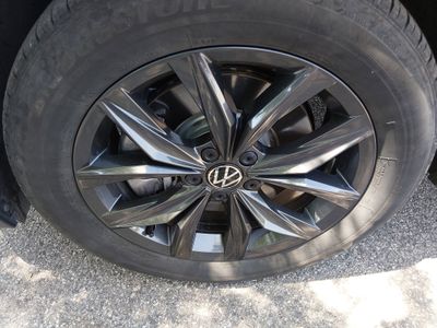 2024 Volkswagen Tiguan - Photo 10