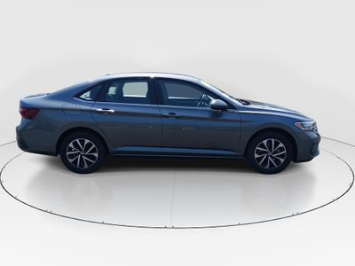 2024 Volkswagen Jetta - Photo 8