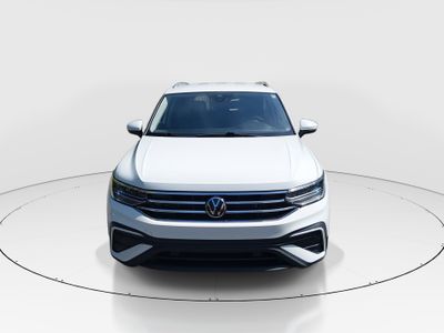 2024 Volkswagen Tiguan - Photo 2