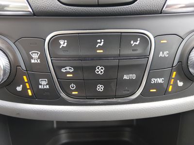 2022 Chevrolet Equinox - Photo 17