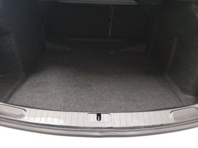 2019 Chevrolet Impala - Photo 11