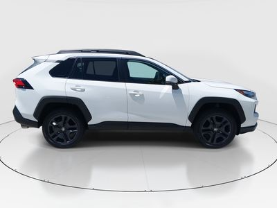 2024 Toyota RAV4 - Photo 8