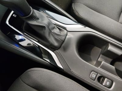 2025 Toyota Corolla - Photo 21