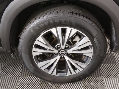 2023 Nissan Rogue - Photo 10