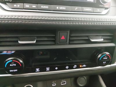 2023 Nissan Rogue - Photo 18