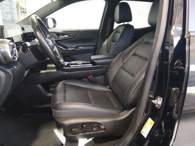 2025 Chevrolet Equinox - Photo 13