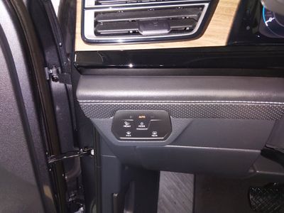 2024 Volkswagen Atlas - Photo 13