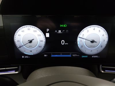 2024 Hyundai Elantra - Photo 14